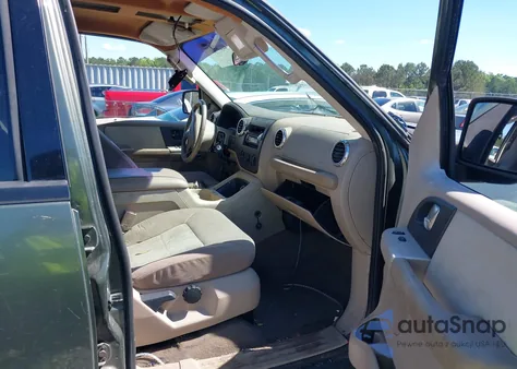 2003 Ford Expedition Xlt from USA, damaged, VIN 1FMRU15W13LC50005